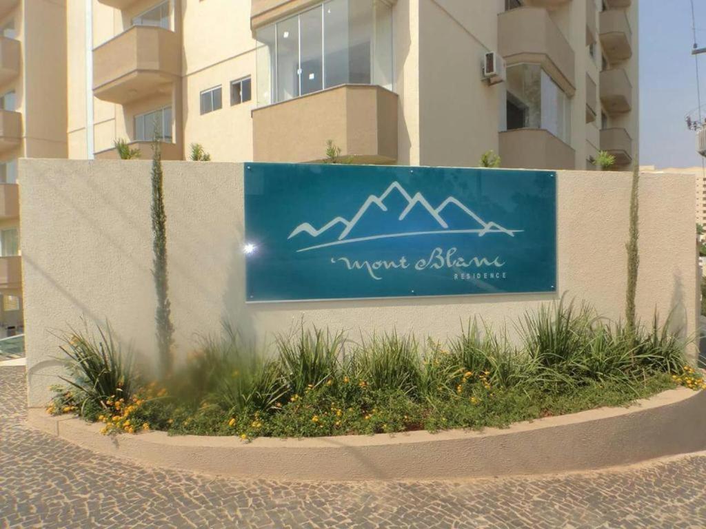 Flat 111 Mont Blanc Caldas Novas Leia Atentamente O Anuncio Kültér fotó
